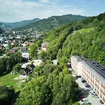Osrodek Wczasowy Panorama *