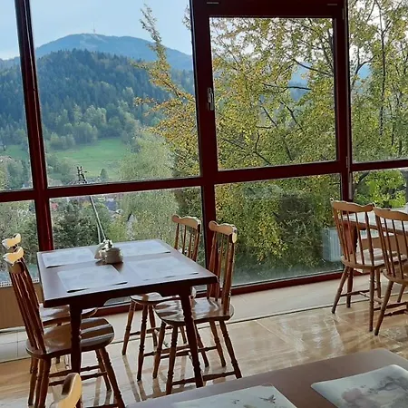 Osrodek Wczasowy Panorama *